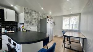 Photo 9- click for photo gallery